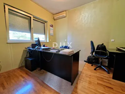 Apartment 41 m², Marčeljeva Draga - 2 rooms, parking space - 5