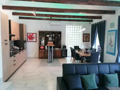 House 120 m², Otok Krk - quiet location and large yard - 19