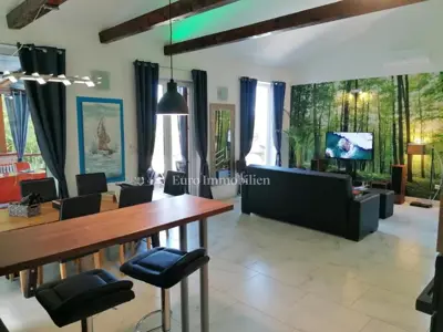 House 120 m², Otok Krk - quiet location and large yard - 22