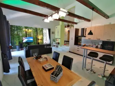 House 120 m², Otok Krk - quiet location and large yard - 17