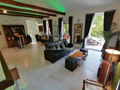 House 120 m², Otok Krk - quiet location and large yard - 21