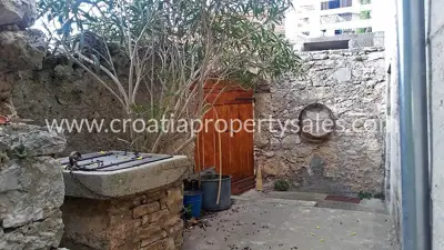 Haus, Hvar, 100 m², 160 000 € - 3