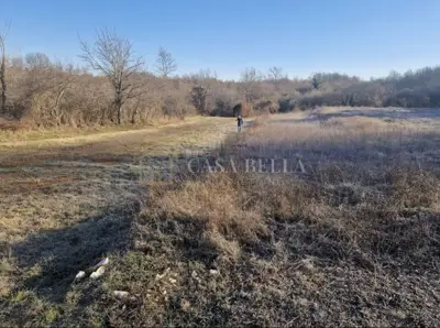 Barban, građevinsko zemljište s gotovim projektom od 655 m²! - 10