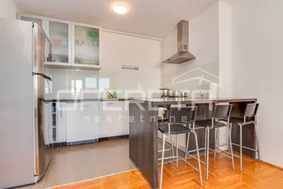 Apartment 87 m², Špansko, elevator and balcony - 17