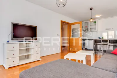 Stan 87 m², Špansko, lift i balkon - 3