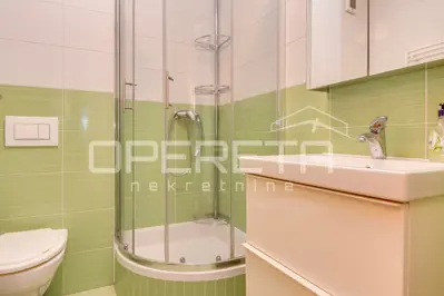 Stan 87 m², Špansko, lift i balkon - 11