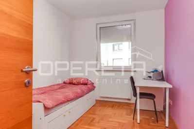 Stan 87 m², Špansko, lift i balkon - 9