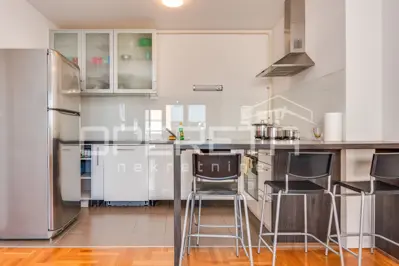 Stan 87 m², Špansko, lift i balkon - 4