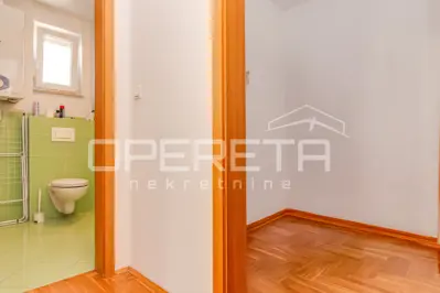 Stan 87 m², Špansko, lift i balkon - 16