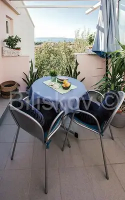 Makarska prodaja, kuća 9 stanova i projekt za 8 stanova - 14