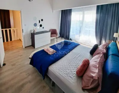 House 240 m², Poreč surroundings - 5 bedrooms, terrace 40 m² - 10
