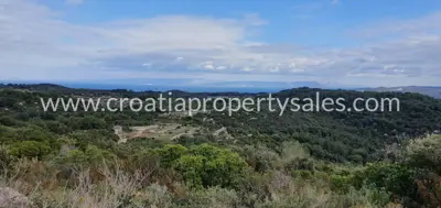 Agricultural land, Vis Island 22,232 m², sea view - 2