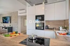 Haus zur Miete in Vodice, 290 m² - 15