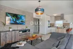 Haus zur Miete in Vodice, 290 m² - 13