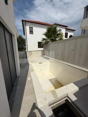 Haus 115 m², Zaton - Pool und großzügiger Gartenbereich - 7
