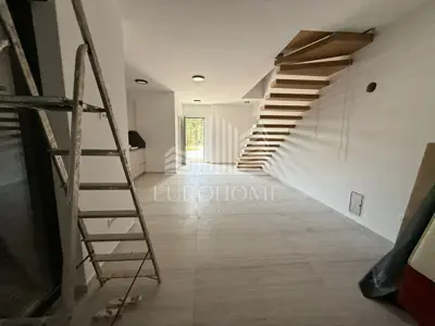 Haus 115 m², Zaton - Pool und großzügiger Gartenbereich - 16