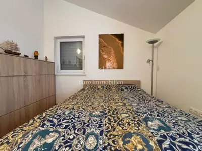 Kuća 35 m², Potočnica - pogled na more i dvorište - 22