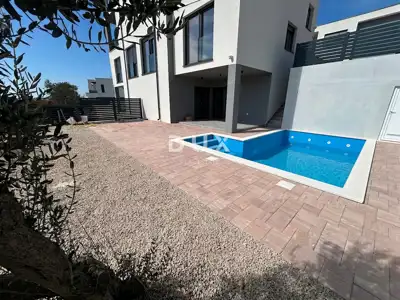House for sale in Vodice, 169,9 m² - 11
