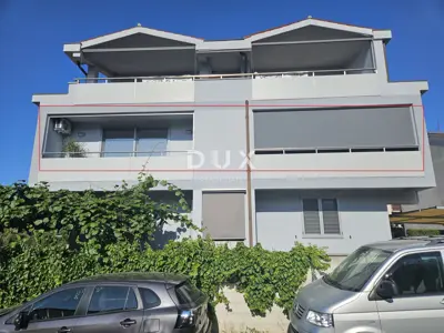 PULA, PJEŠČANA UVALA - premium furnished apartment with terrace only 150 meters - 12