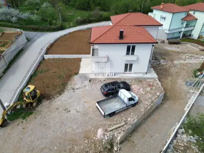 Doppelhaus, Mučići, Grundstück 730 m² und separater Eingang - 6
