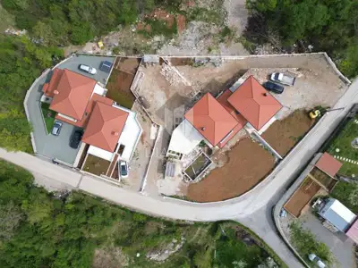 Doppelhaus, Mučići, Grundstück 730 m² und separater Eingang - 3