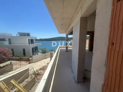 Wohnung 105 m², Tisno - 2 Schlafzimmer, Terrasse mit Meerblick - 12