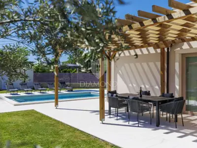 Haus 170 m², Marčana - beheizter Pool und gepflegter Gartenbereich - 2