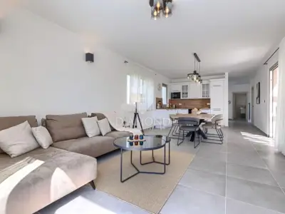 Haus 170 m², Marčana - beheizter Pool und gepflegter Gartenbereich - 7