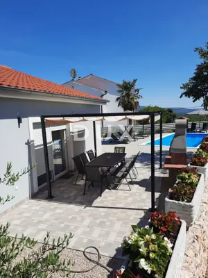 Haus zum Kauf in Vrbnik, 90 m² - 18