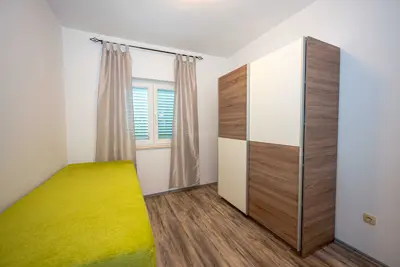 Kuća 202 m², Rogoznica - mirna lokacija i otvoren pogled na more - 14