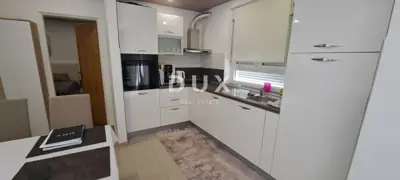 Stan 39 m², Crikvenica - namješten 1S+DB, lođa i parkirno mjesto - 8