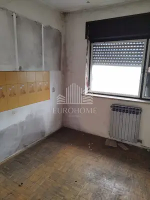 Two houses 917 m², Sesvete - investment location - 8