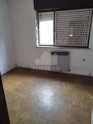 Two houses 917 m², Sesvete - investment location - 10
