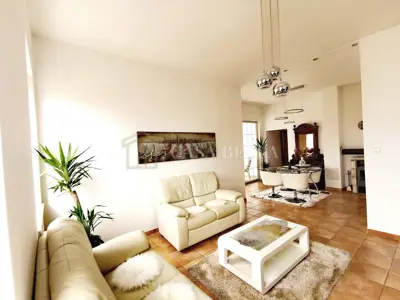 Krk, Njivice, Zwei Apartments, 143 m²