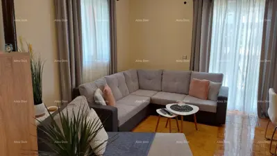 Haus mit wunderschönem Blick auf die Berge, Terrasse, Garten, Grill und Privatparkplatz. - 2