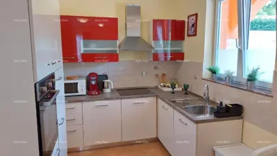 Haus mit wunderschönem Blick auf die Berge, Terrasse, Garten, Grill und Privatparkplatz. - 8