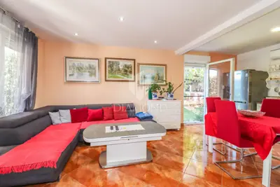 Haus zum Kauf in Rovinj, 77 m² - 4