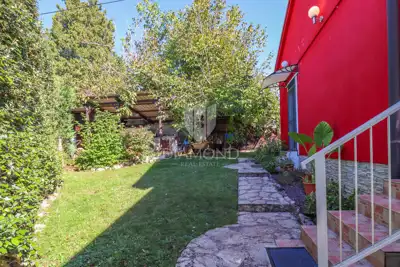 Haus zum Kauf in Rovinj, 77 m² - 18