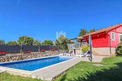 Haus zum Kauf in Rovinj, 77 m² - 3