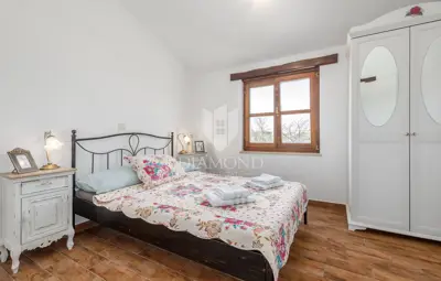 House 144 m², Poreč - pool and landscaped yard - 5