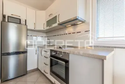 House with a pool and apartments in the quiet part of Rogoznica - 8