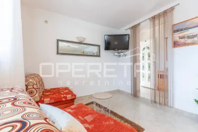 House with a pool and apartments in the quiet part of Rogoznica - 13