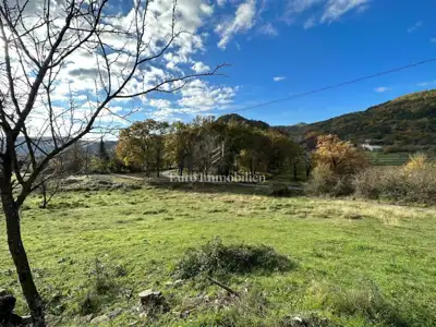 Kuća 250 m², Cerovlje - istarska stancija i okućnica 11.000 m² - 9