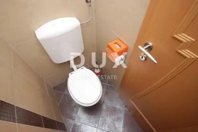 Wohnung 61,8 m², Pula Centar - 2 Zimmer, Balkon und Parkplatz - 18