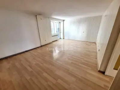 Kuća 180 m², Krk - pogled na more i garaža - 10