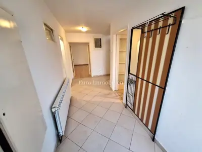 Kuća 180 m², Krk - pogled na more i garaža - 11