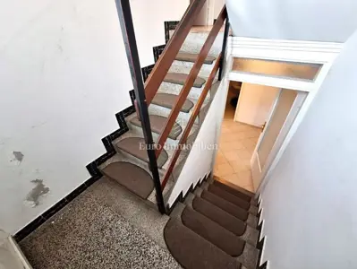 Kuća 180 m², Krk - pogled na more i garaža - 16