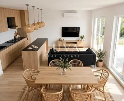 Stan 90 m², Vodice - novogradnja s vrtom i bazenom - 10