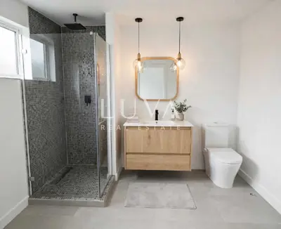 Stan 90 m², Vodice - novogradnja s vrtom i bazenom - 8