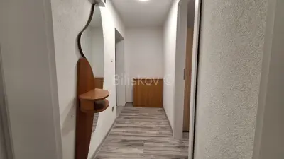 House 75 m², Samobor - three apartments and an outbuilding - 6